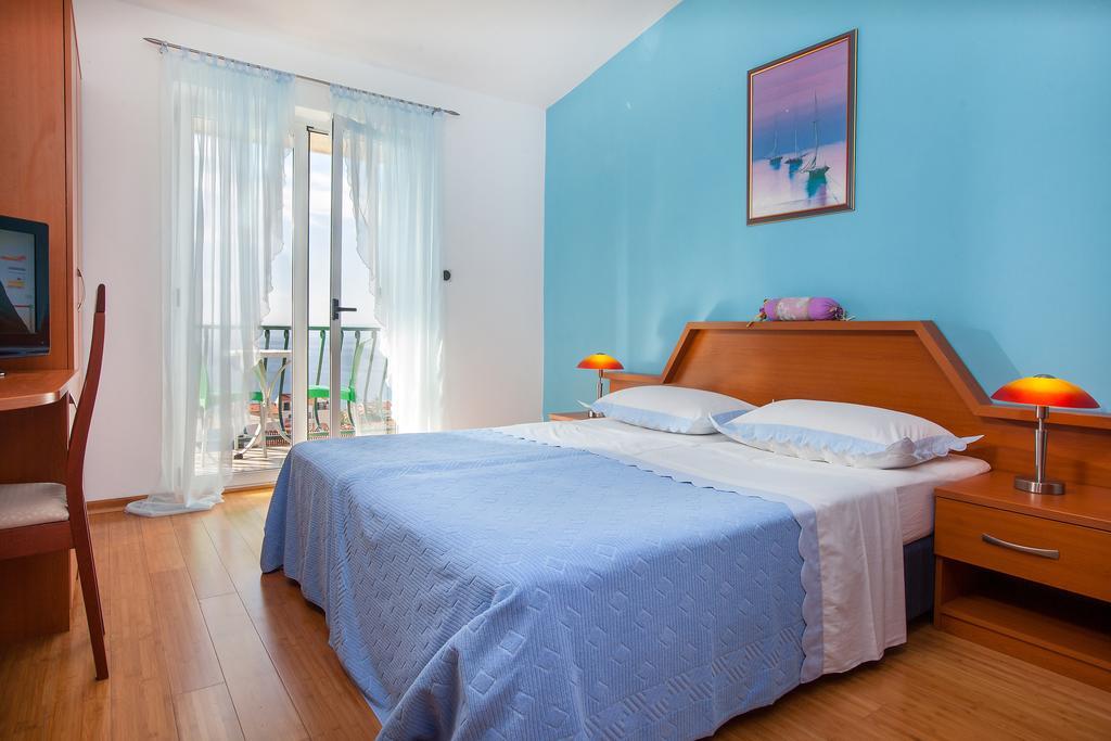 Villa Rosa マカルスカ 部屋 写真